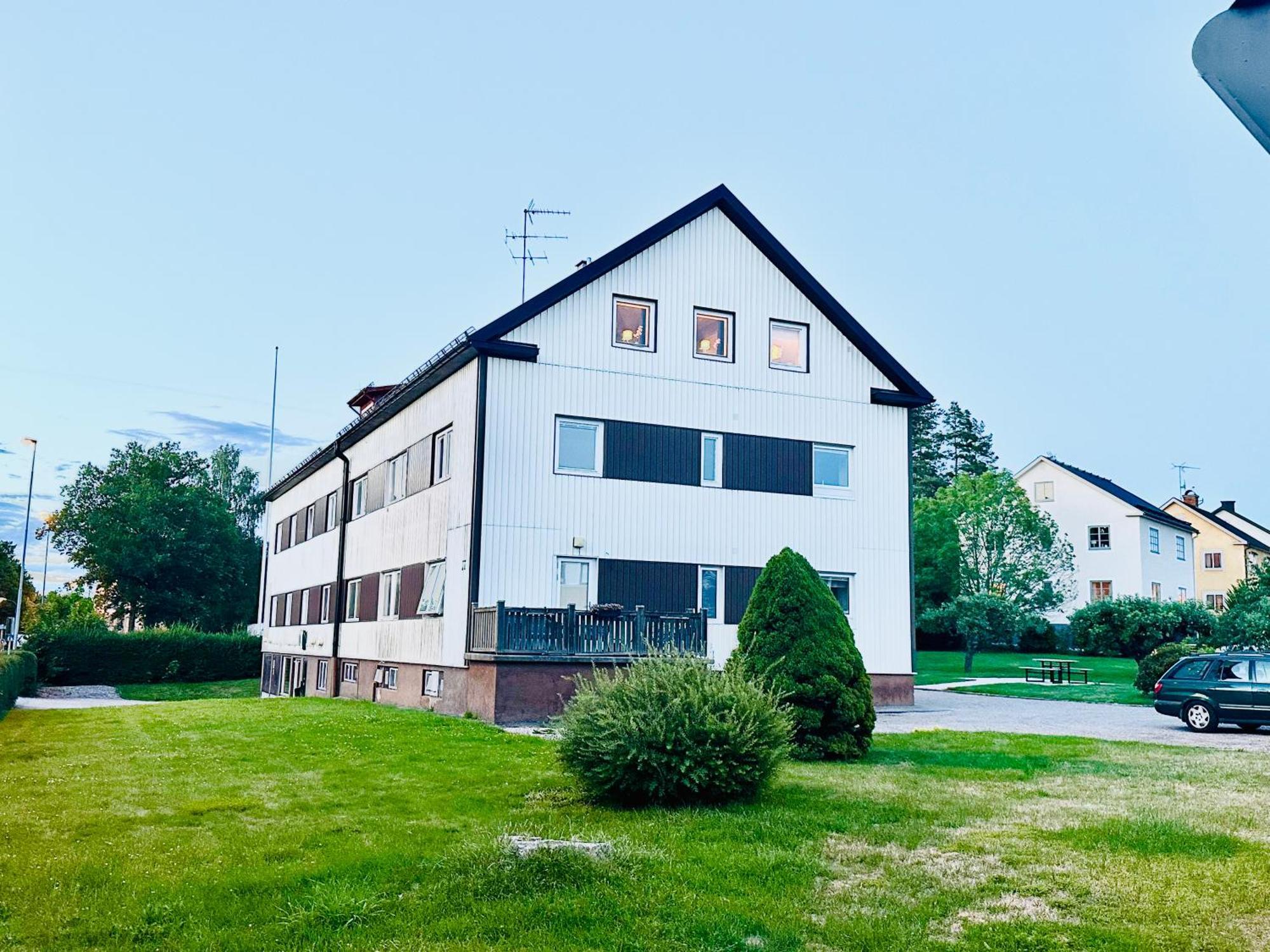 Pensionat Prinshoejden - Home Katrineholm Ngoại thất bức ảnh